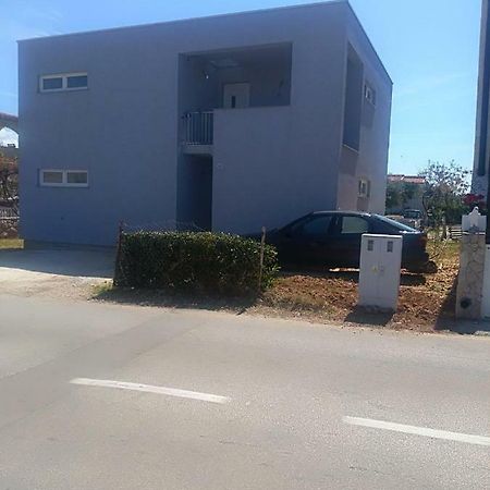 Apartments Bartol Vir Bagian luar foto