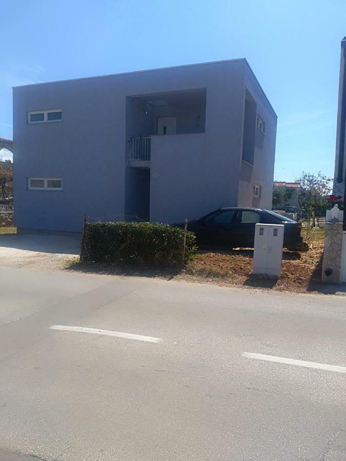 Apartments Bartol Vir Bagian luar foto