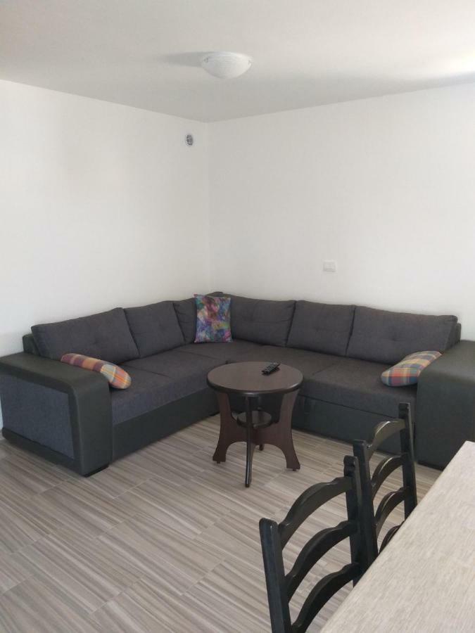 Apartments Bartol Vir Bagian luar foto